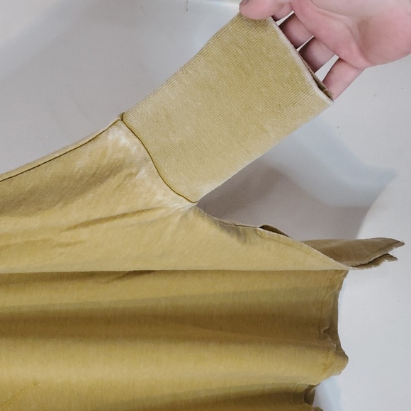 Anthropologie Akemi + Kin Bela Burnout Oversized Pullover Top Size XS/S Yellow - Picture 3 of 14